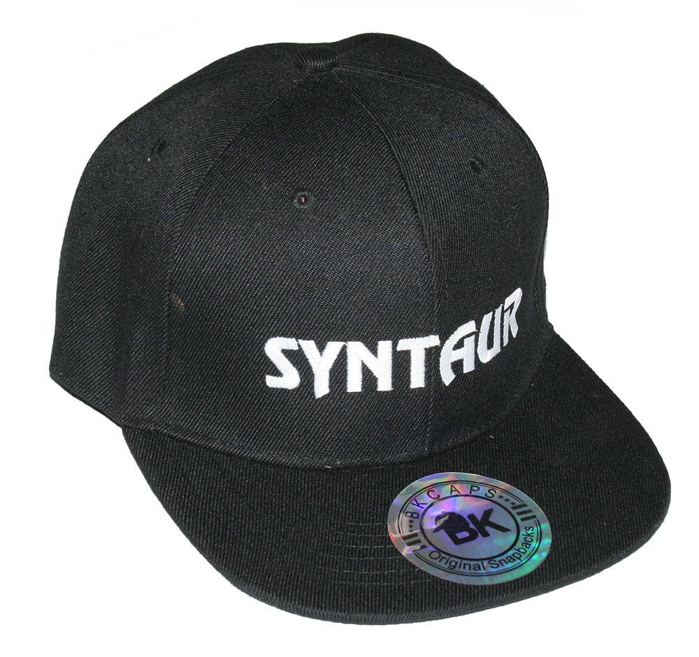 Black flat-bill cap with monogrammed SYNTAUR logo