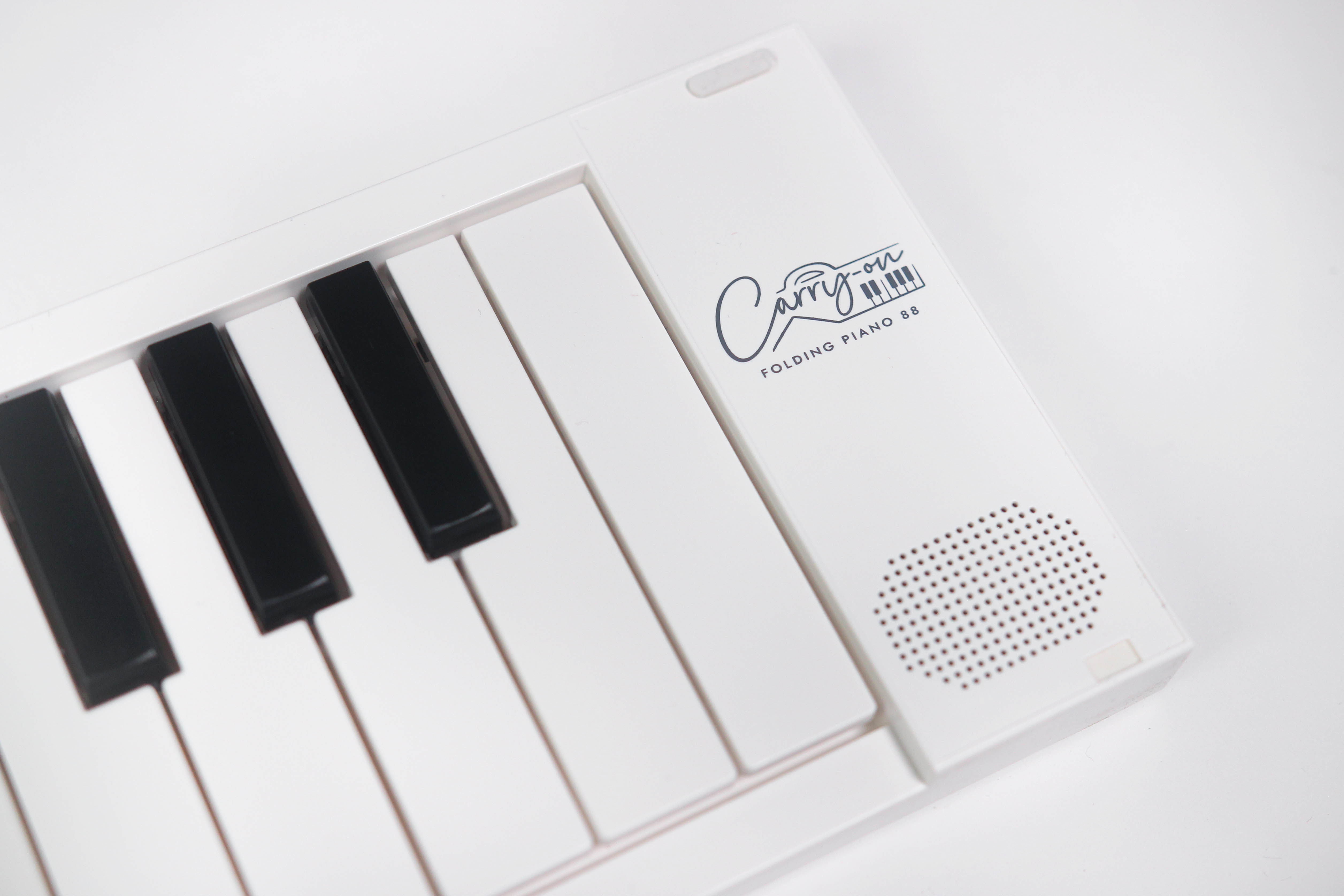 Carry-On Folding Piano 88