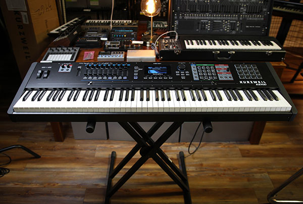 Kurzweil K2700
