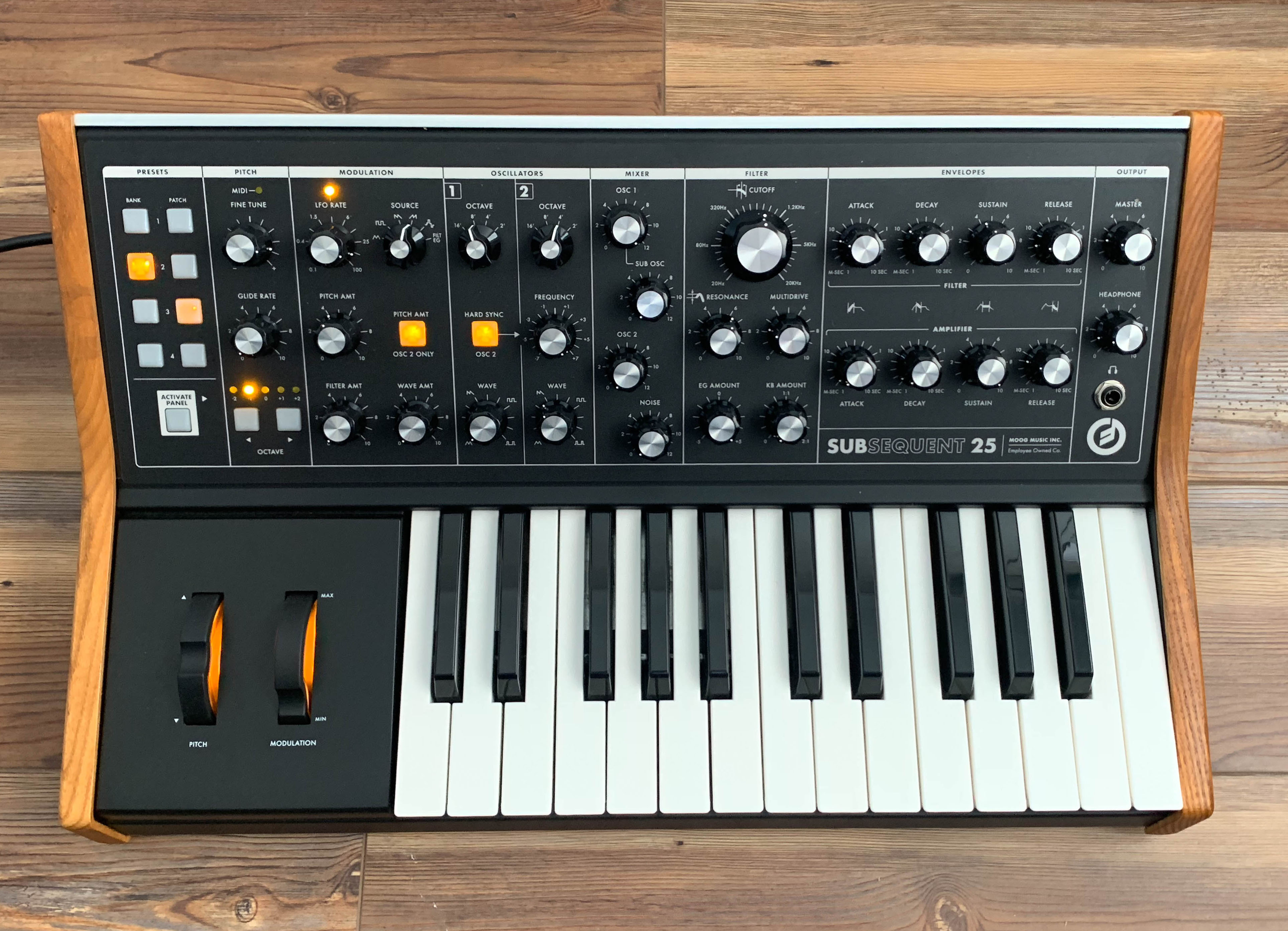 Moog Subsequent 25