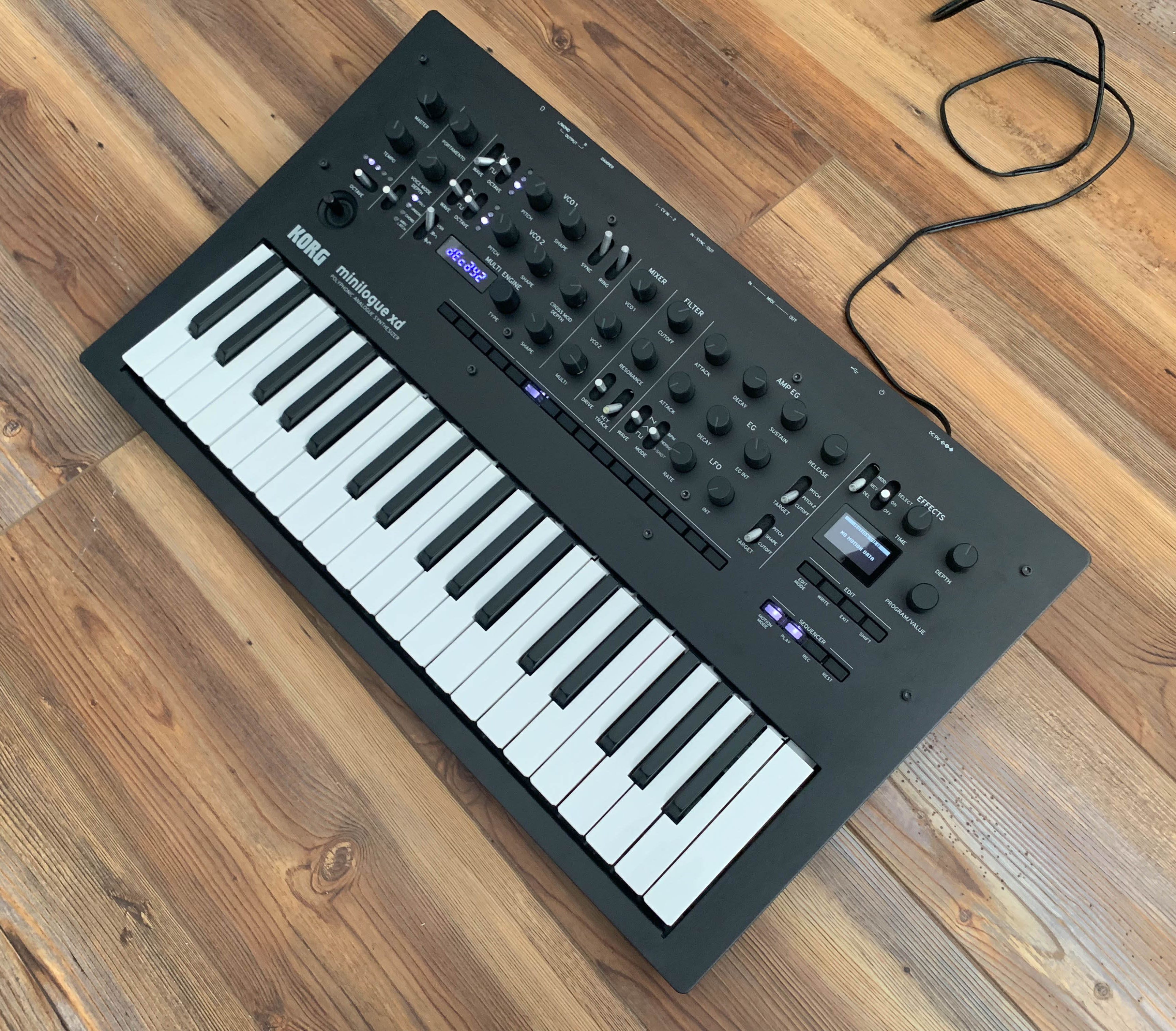 Korg Minilogue XD