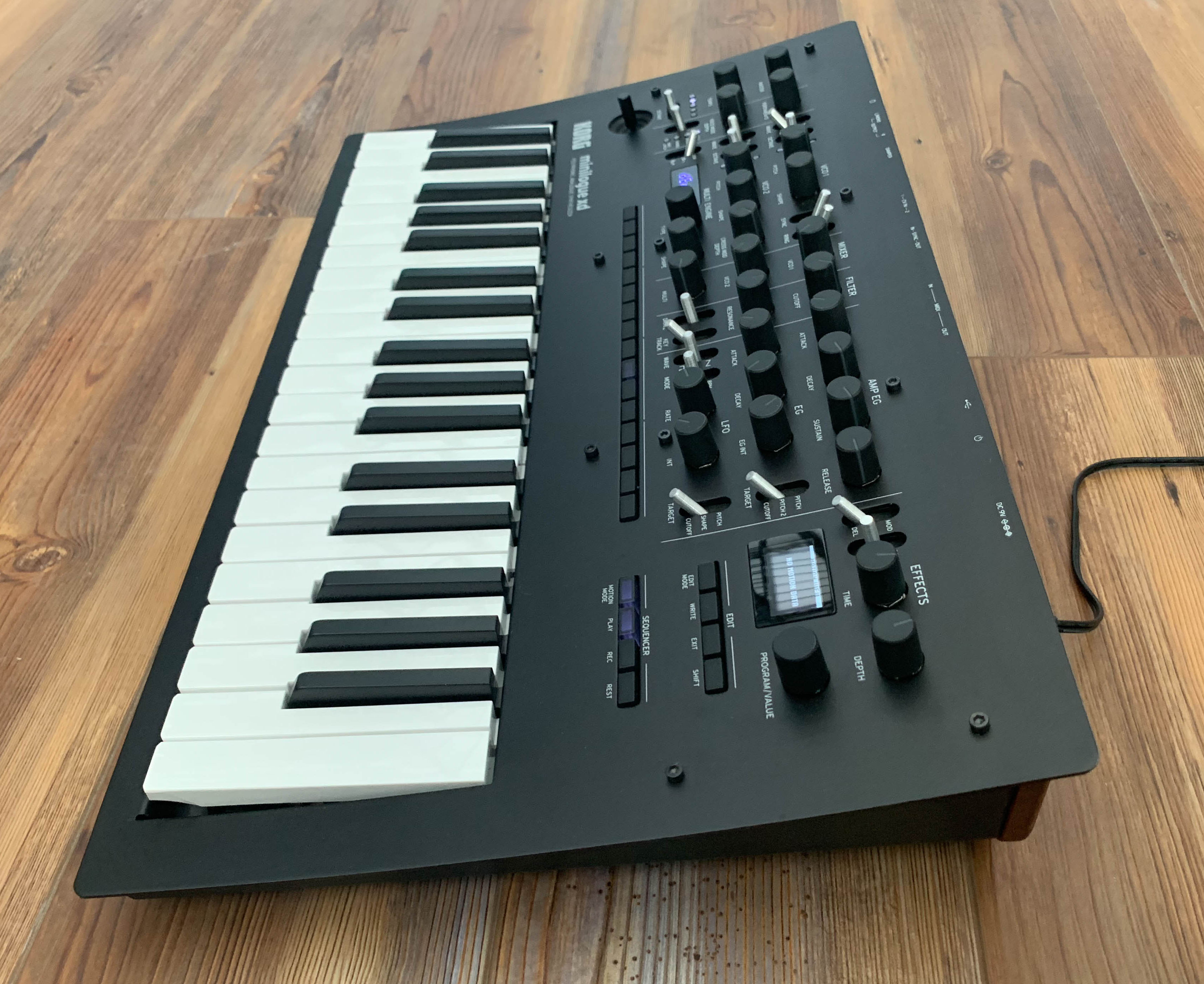 Korg Minilogue XD