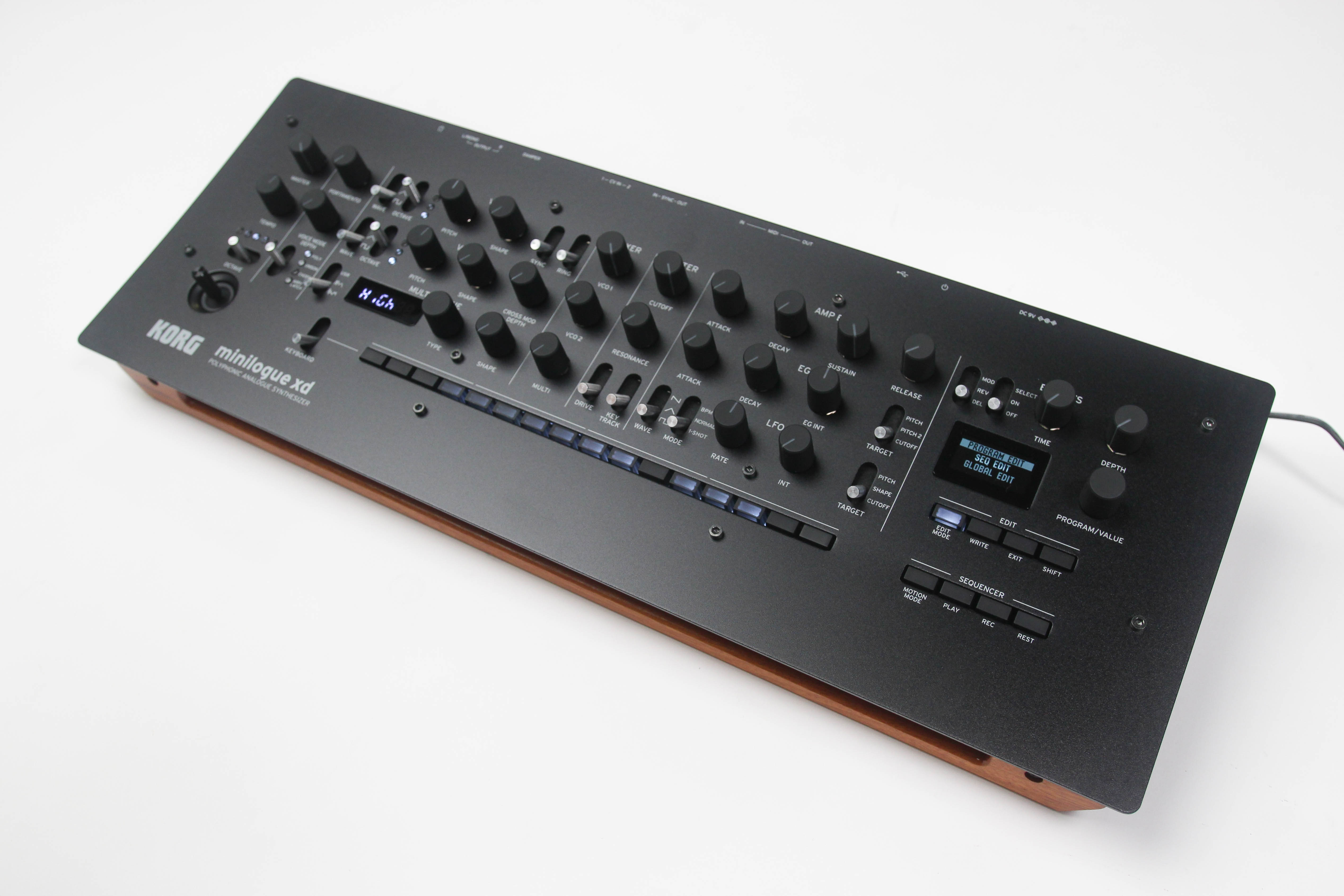 Korg Minilogue XD desktop module