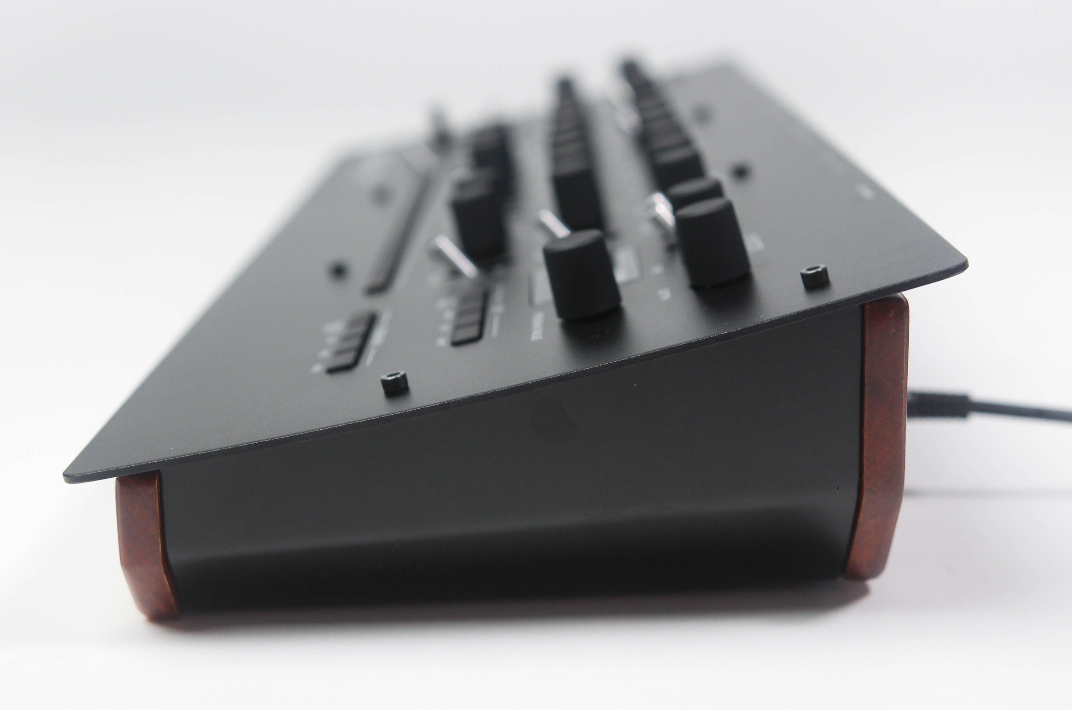 Korg Minilogue XD desktop module