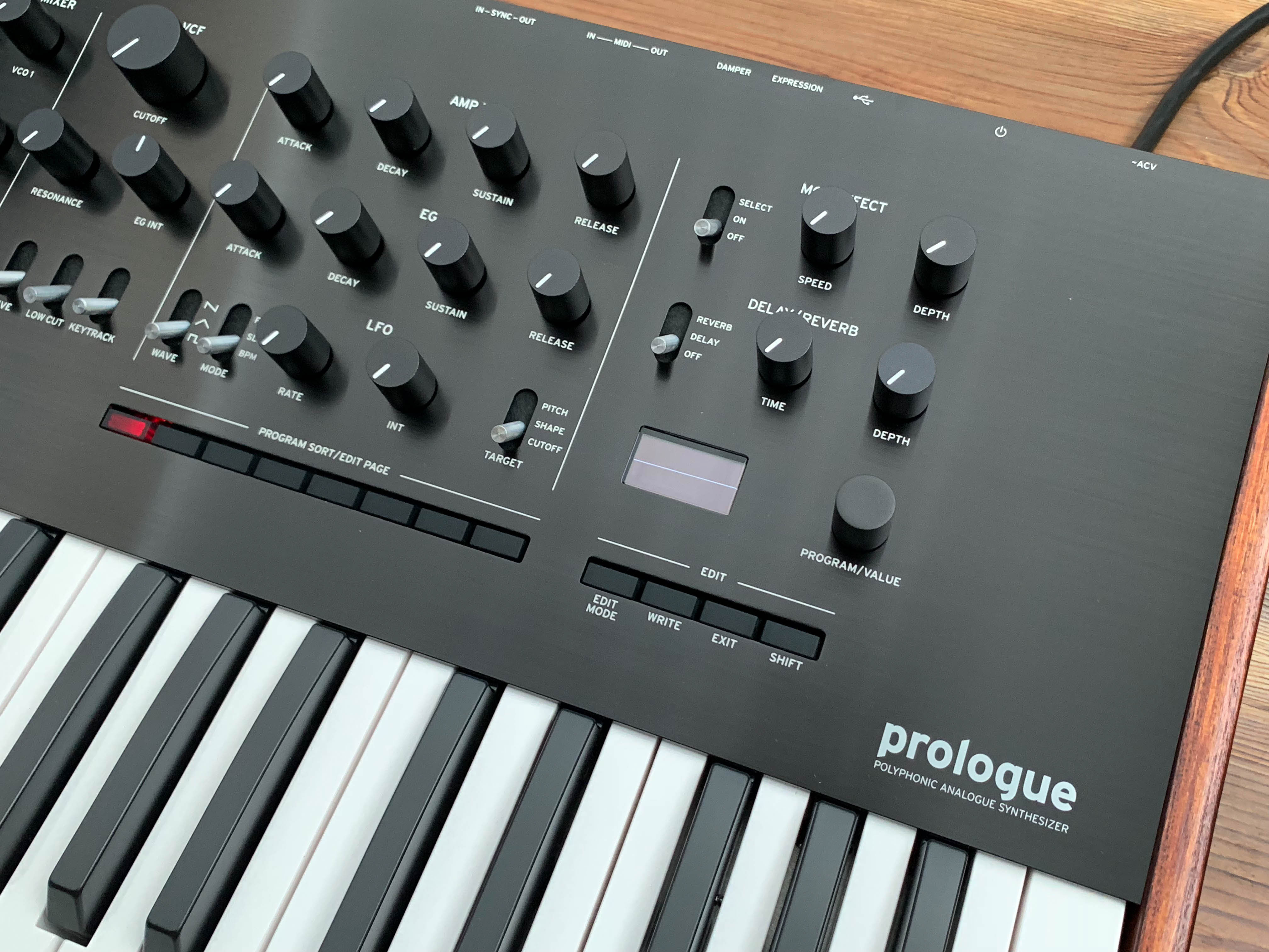 Korg Prologue 8-Voice