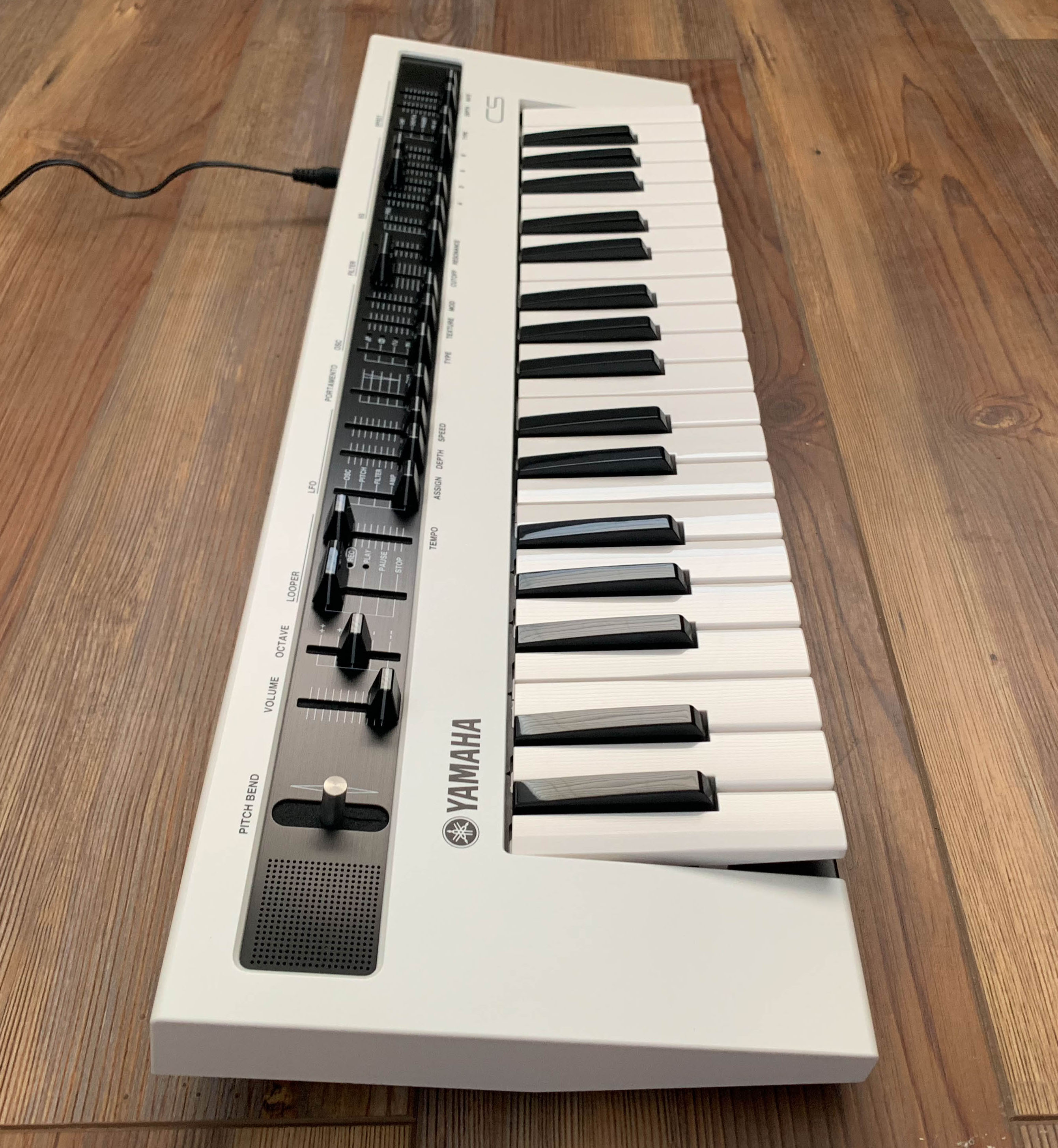 Yamaha Reface CS