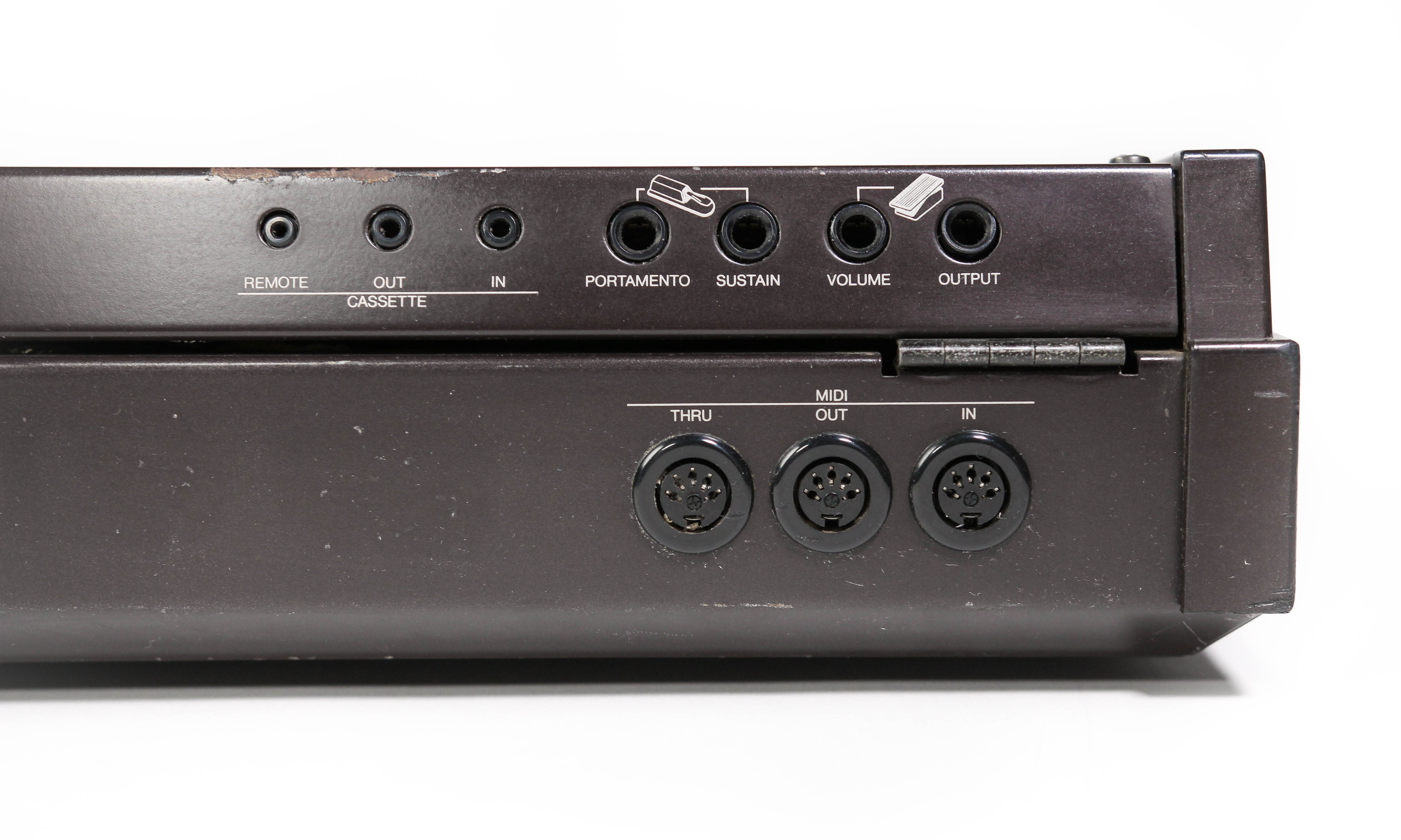 Yamaha DX9 synthesizer