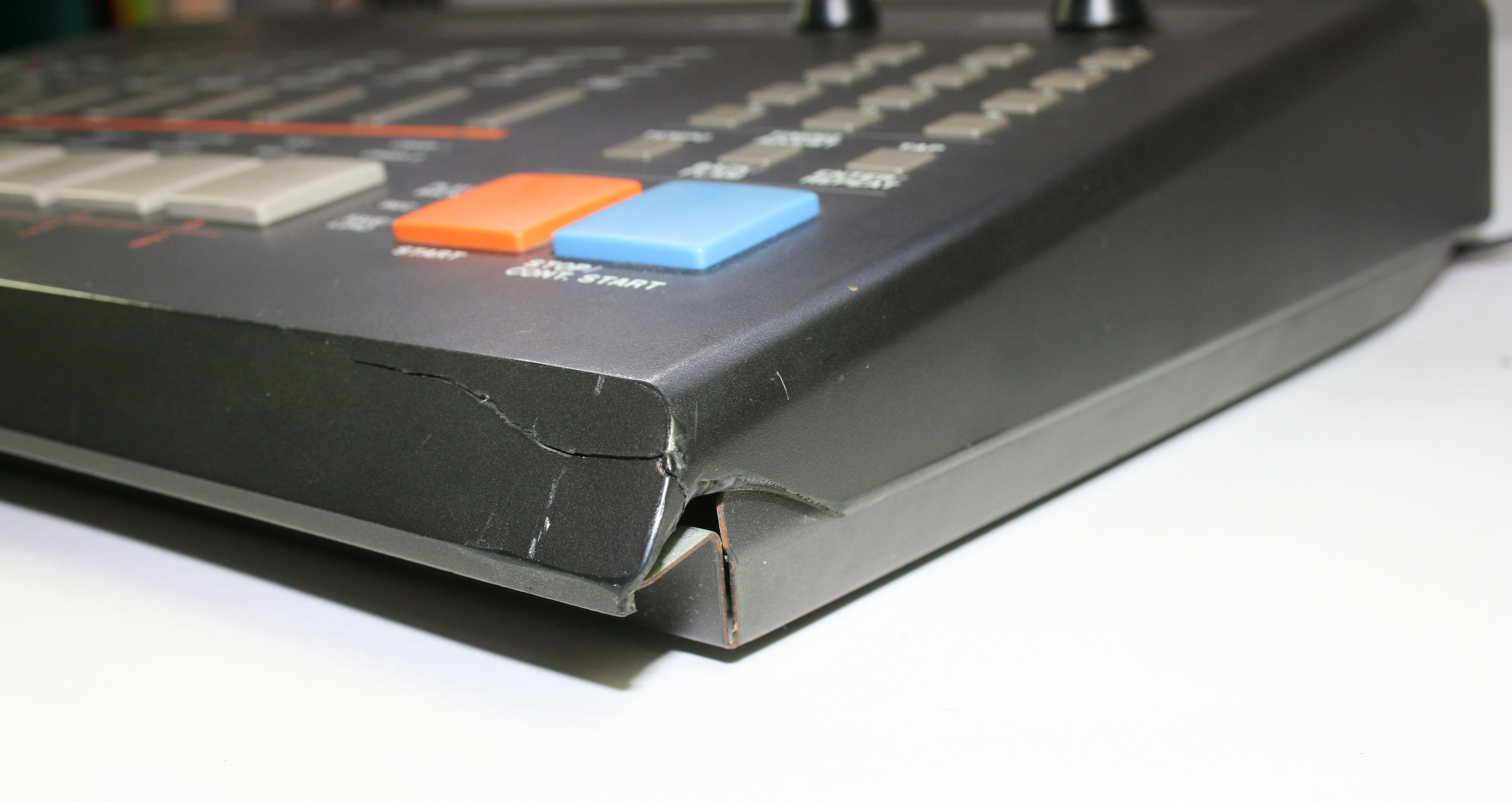 Kawai R-100 drum machine