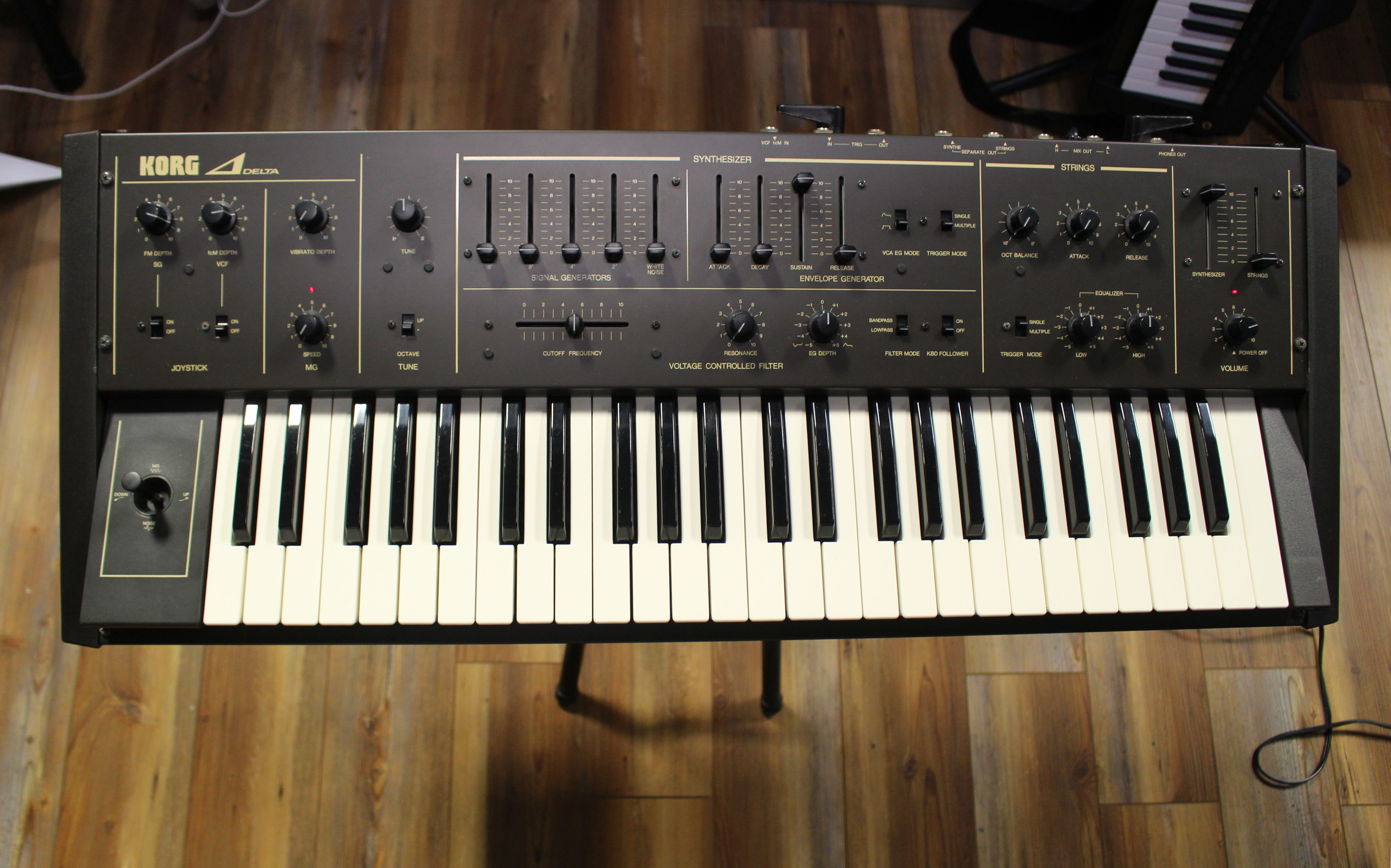 Korg Delta