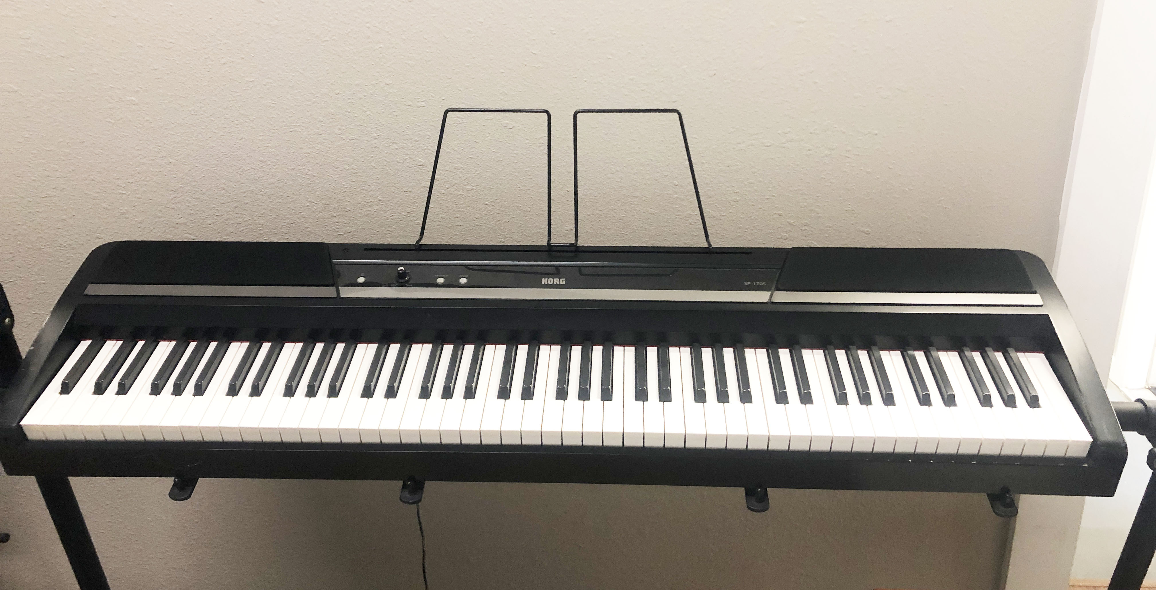 Korg SP170S digital piano
