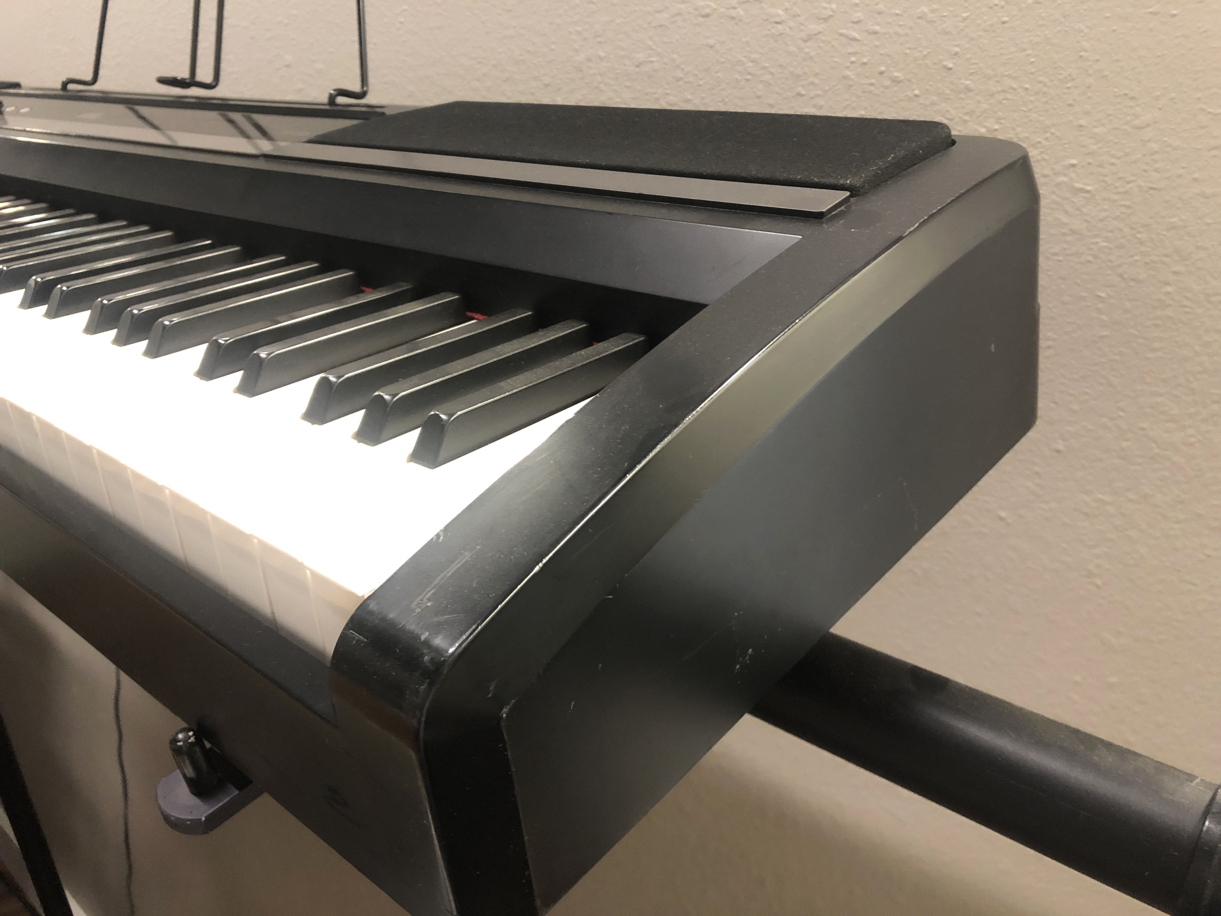 Korg SP170S digital piano