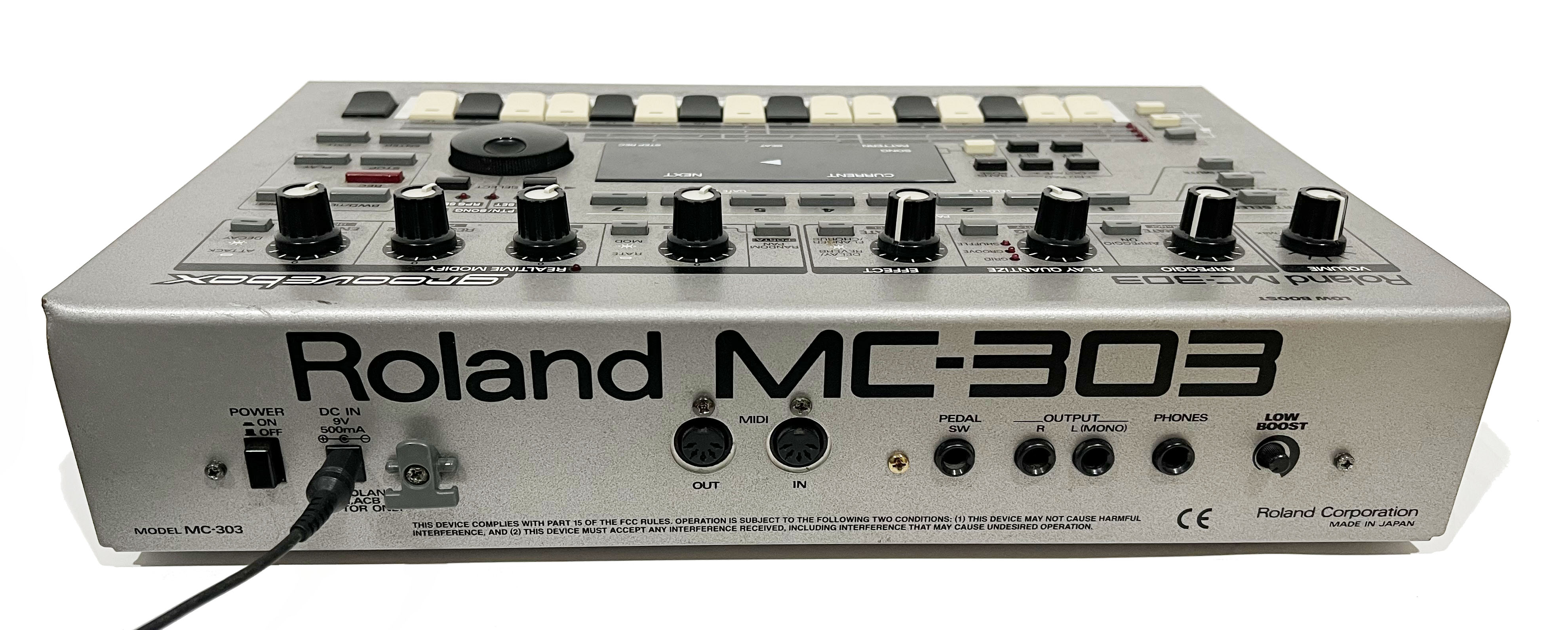 Roland MC-303 Groovebox