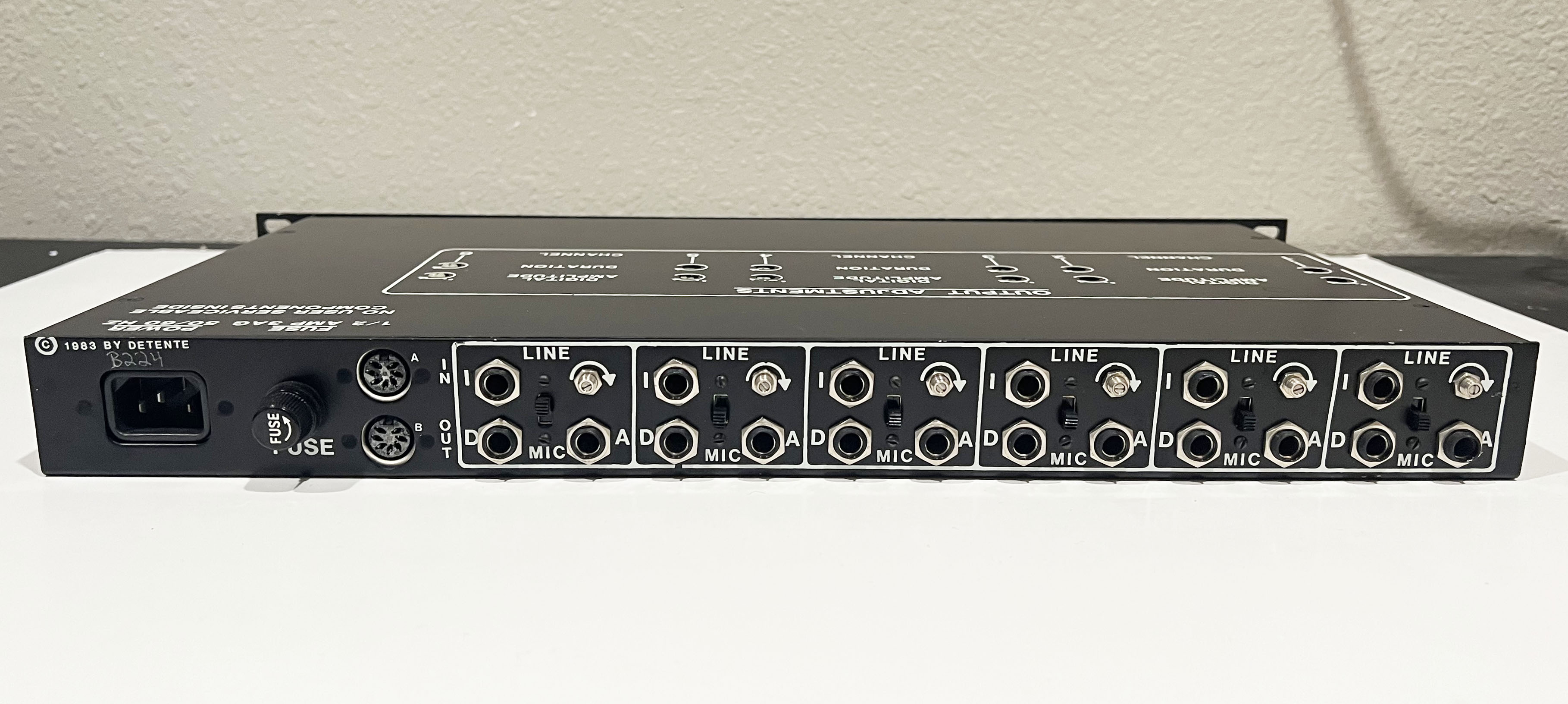 Detente MX1+ 6-Channel CV Gate Unit