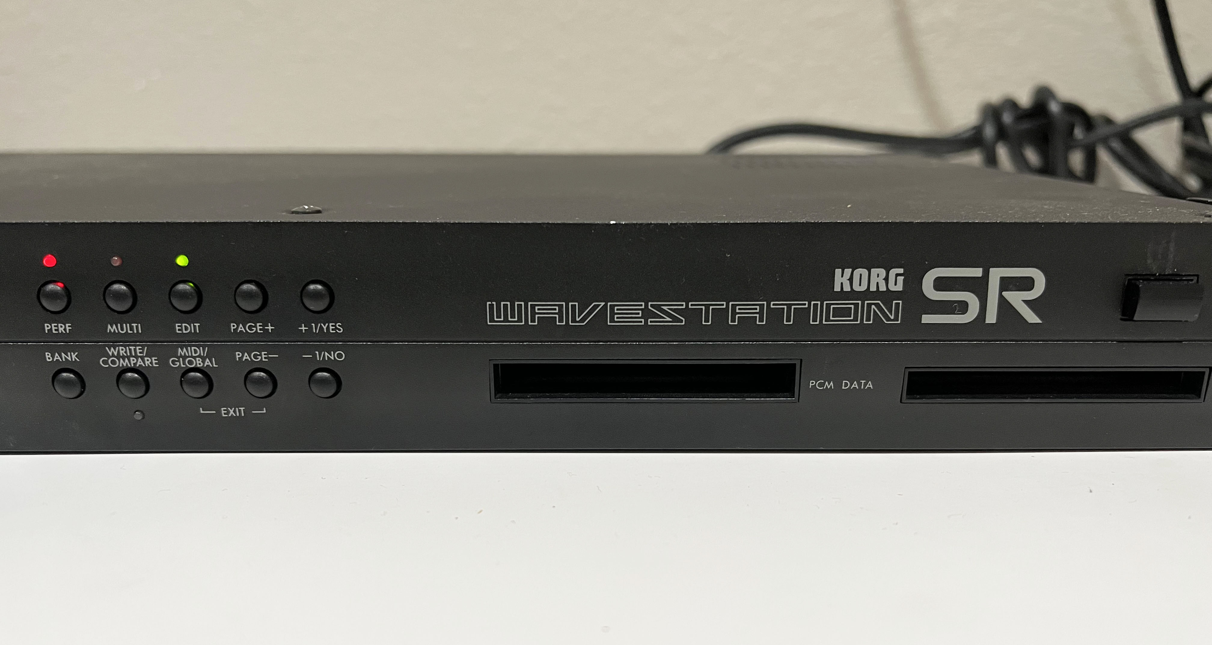 Korg Wavestation SR