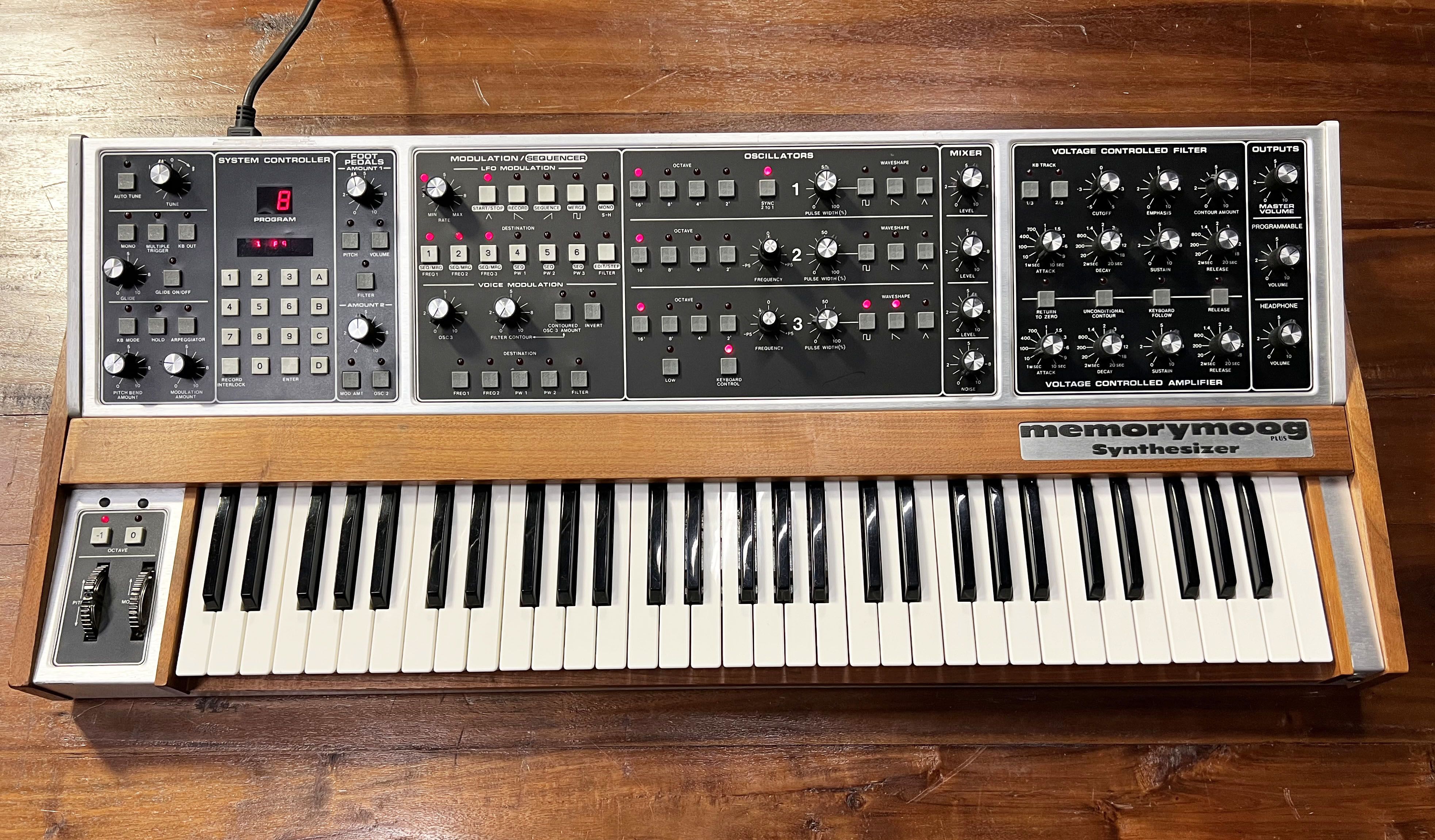 Moog Memorymoog Plus