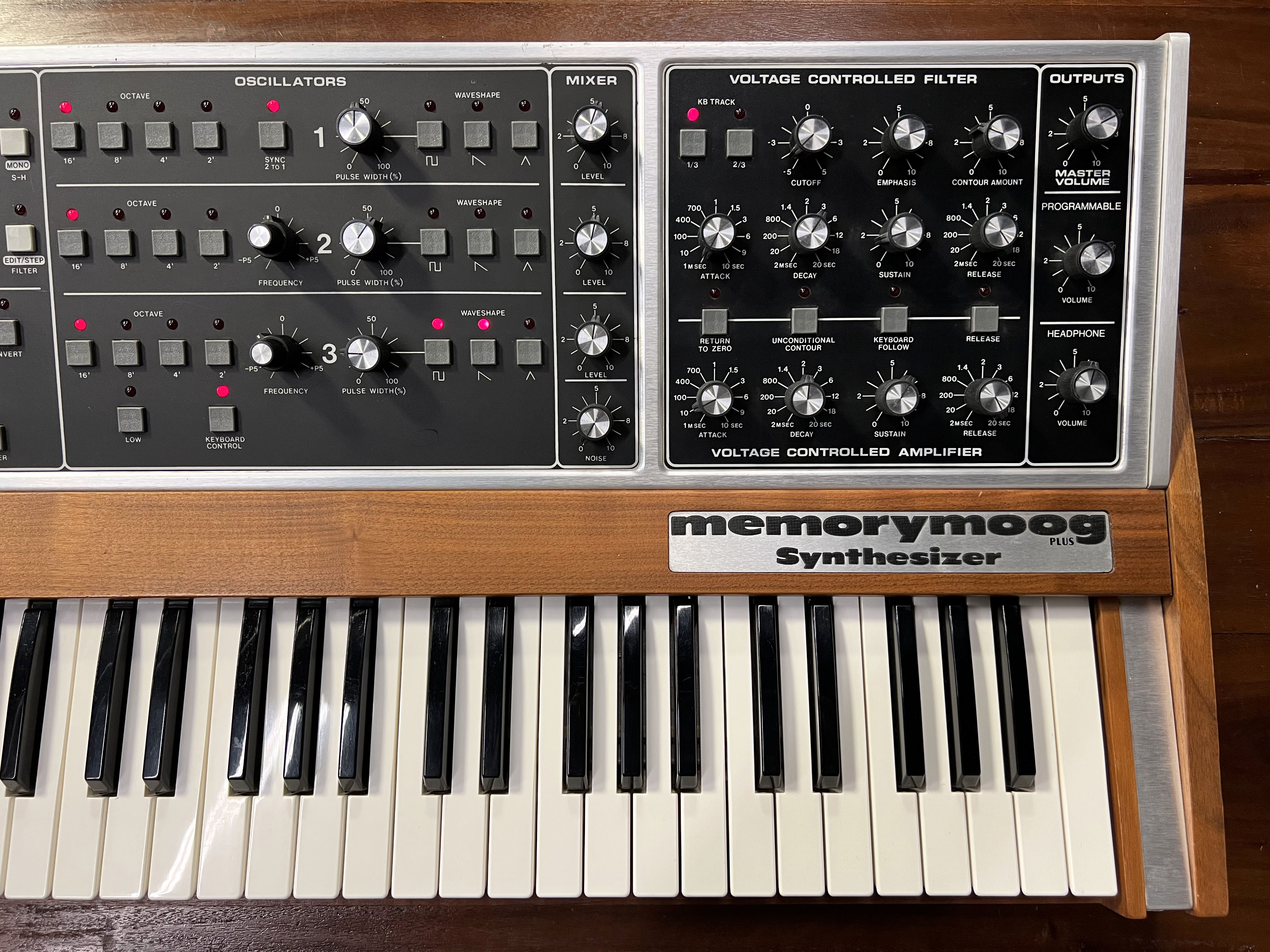 Moog Memorymoog Plus