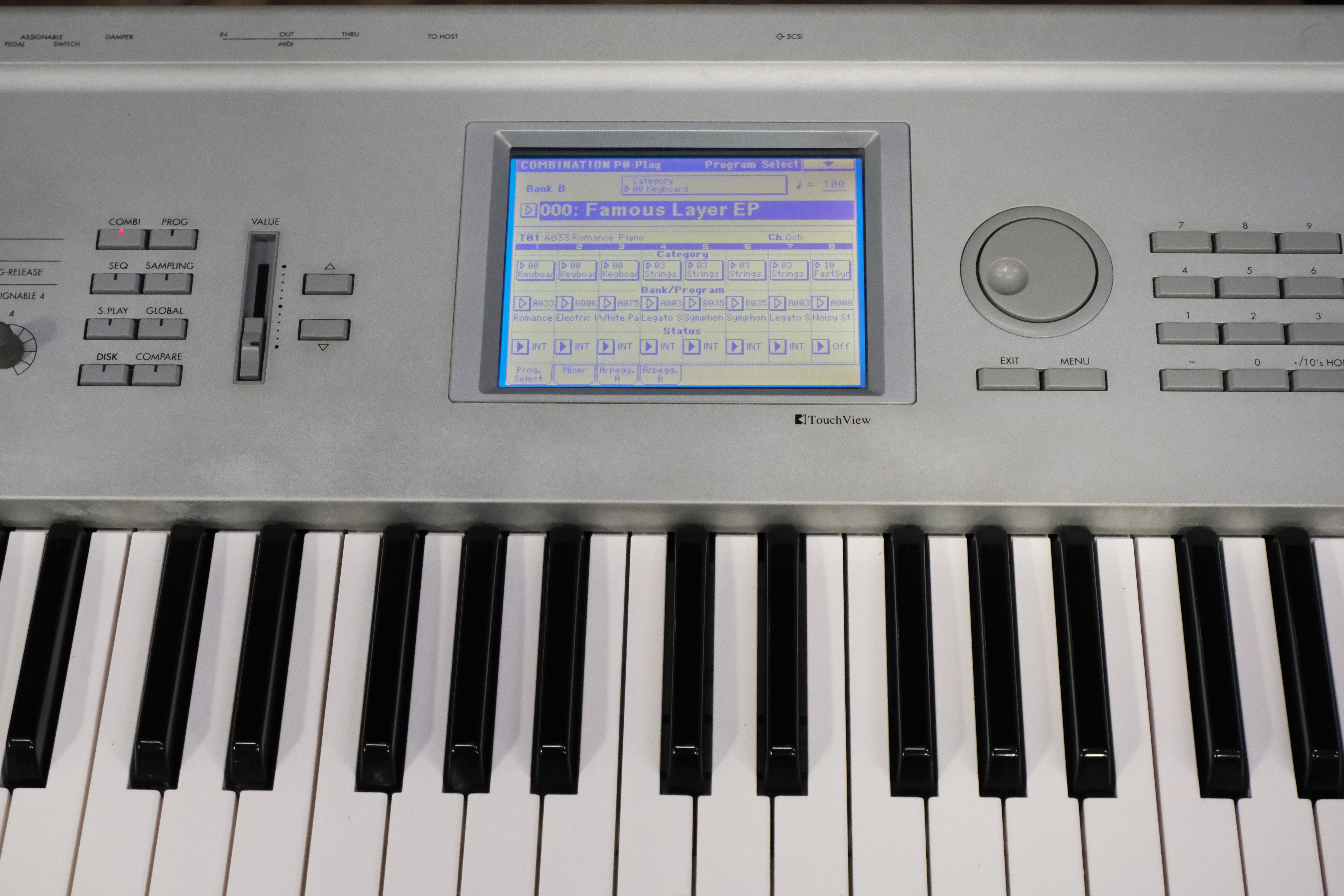 Korg Triton