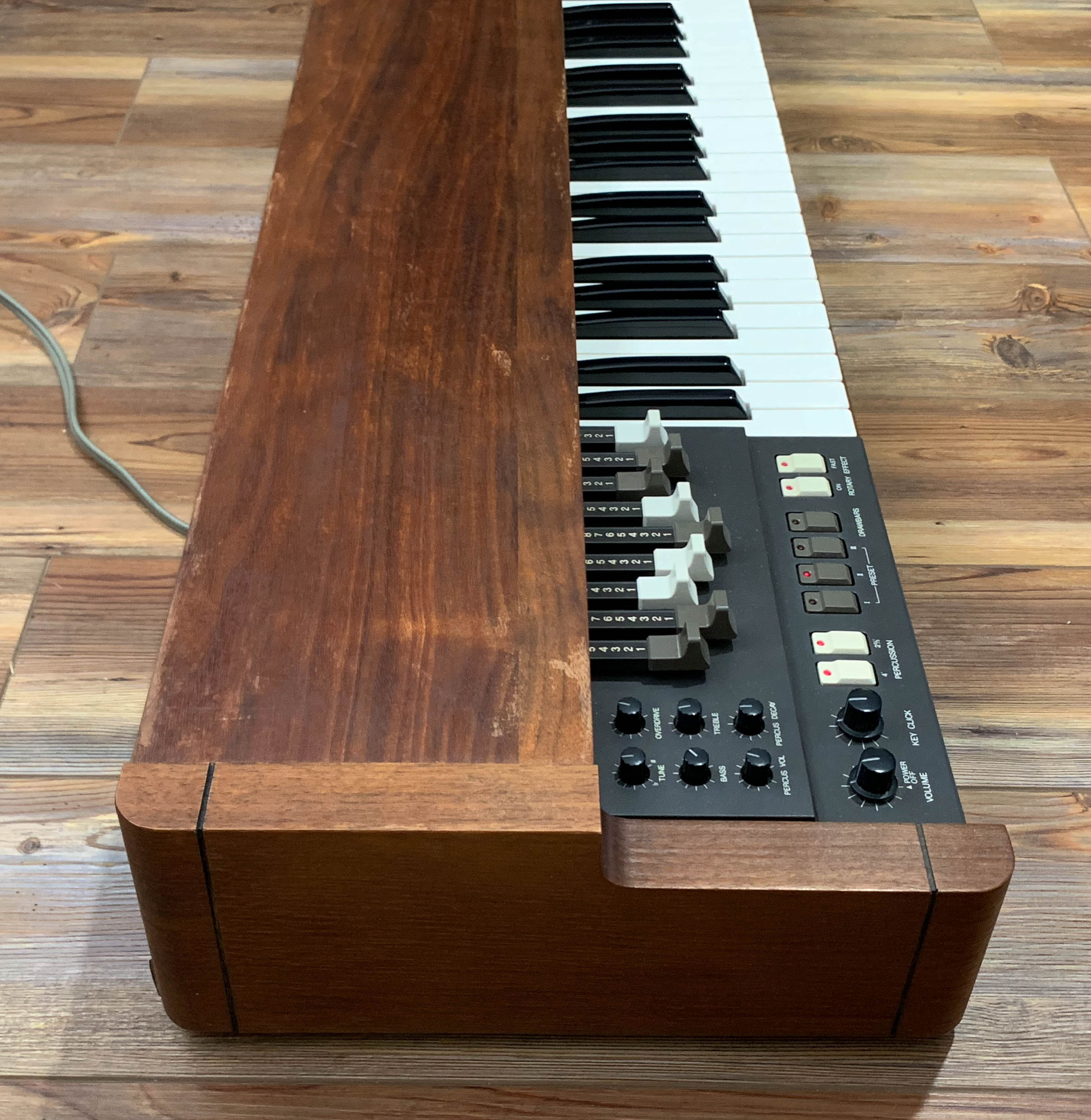 Korg CX-3 (Early) photo gallery - Syntaur