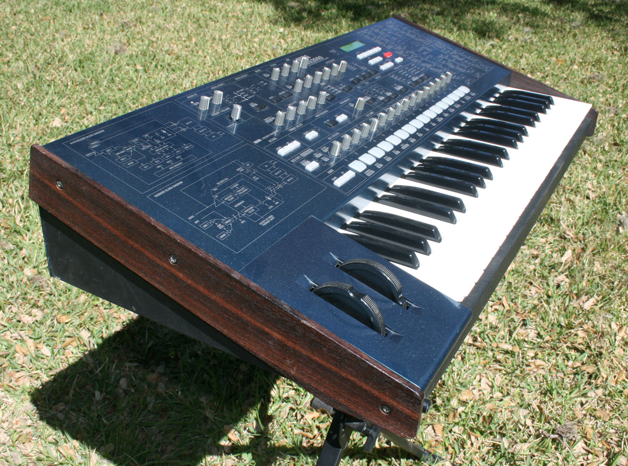 Korg MS 2000 photo gallery Syntaur