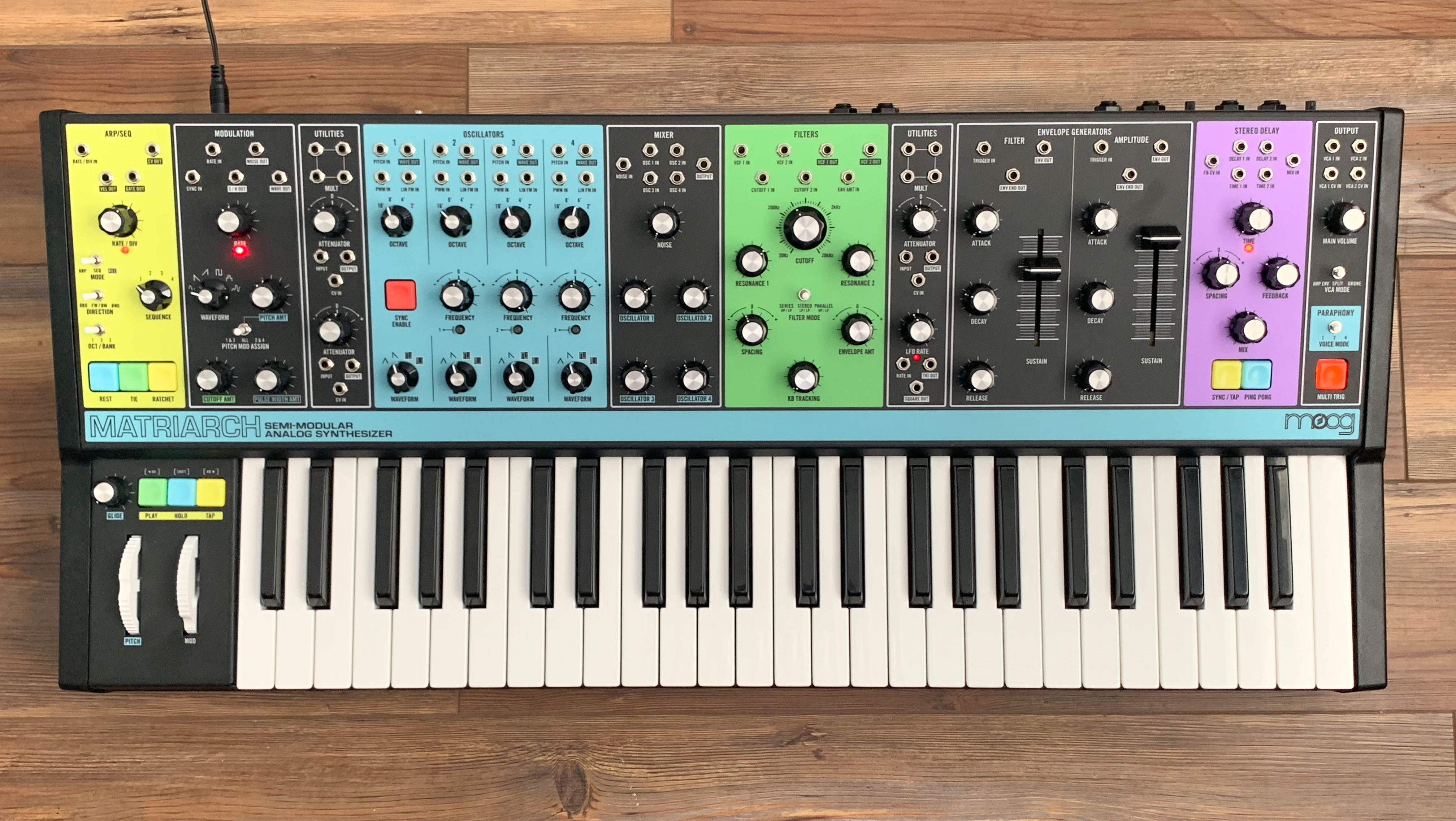 Moog Matriarch photo gallery Syntaur