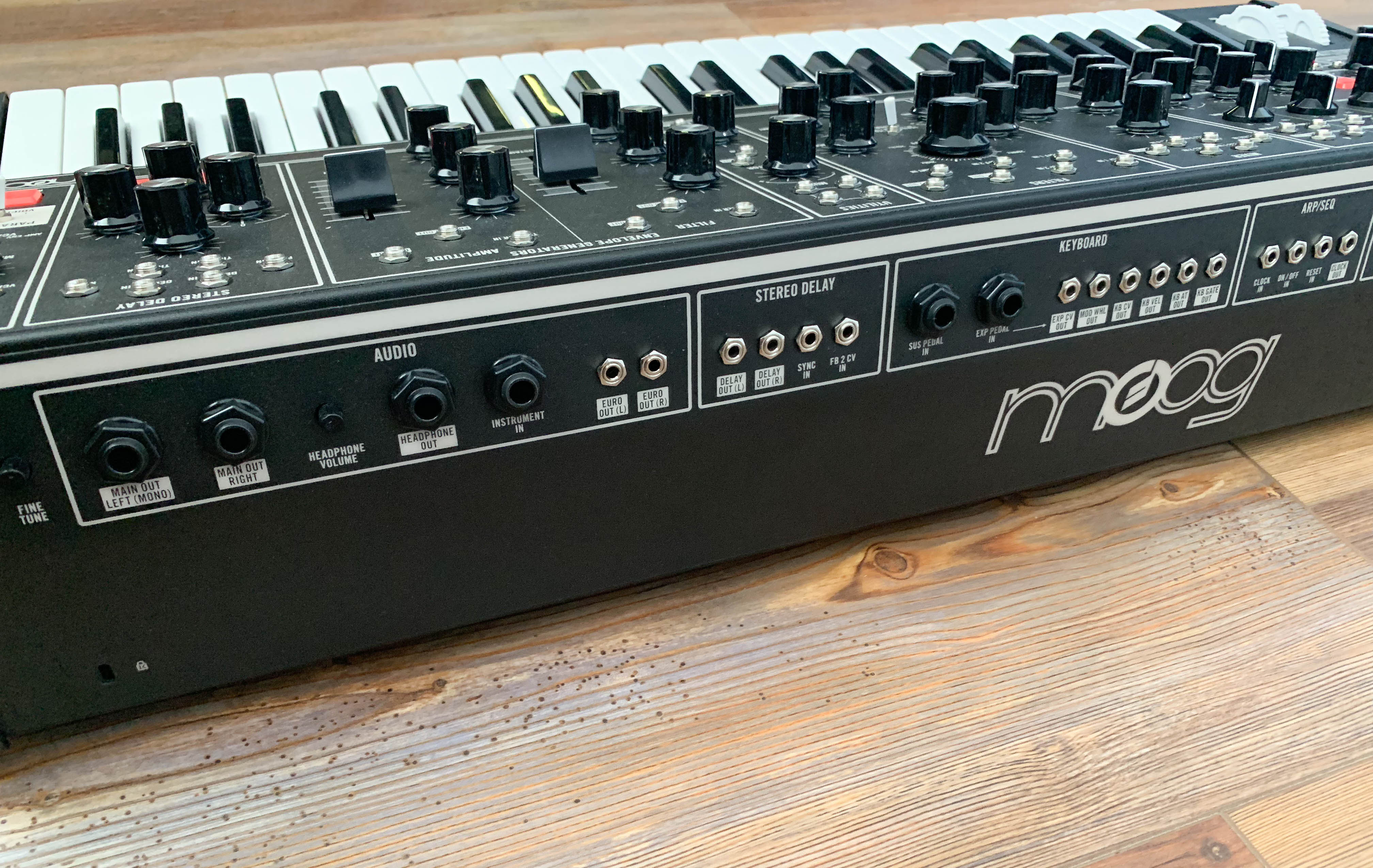 Moog Matriarch photo gallery Syntaur