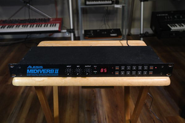Alesis Midiverb II